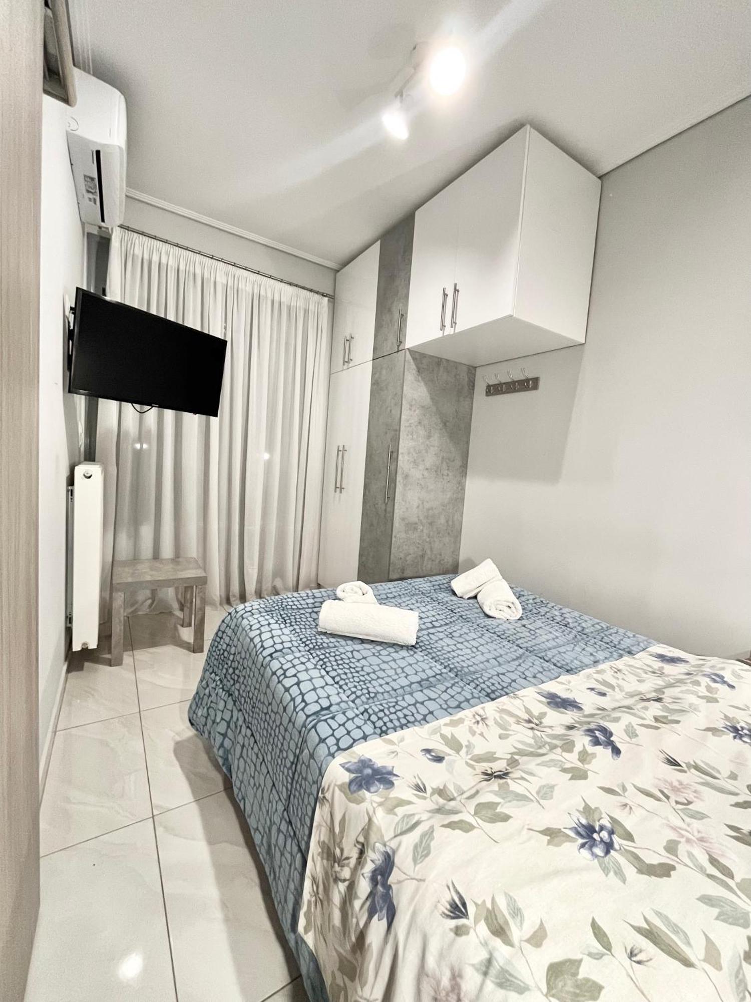 Blueline Apartment 3 Лоутраки Экстерьер фото